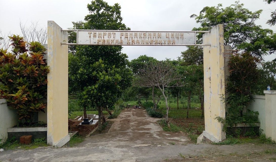 cemetery photo